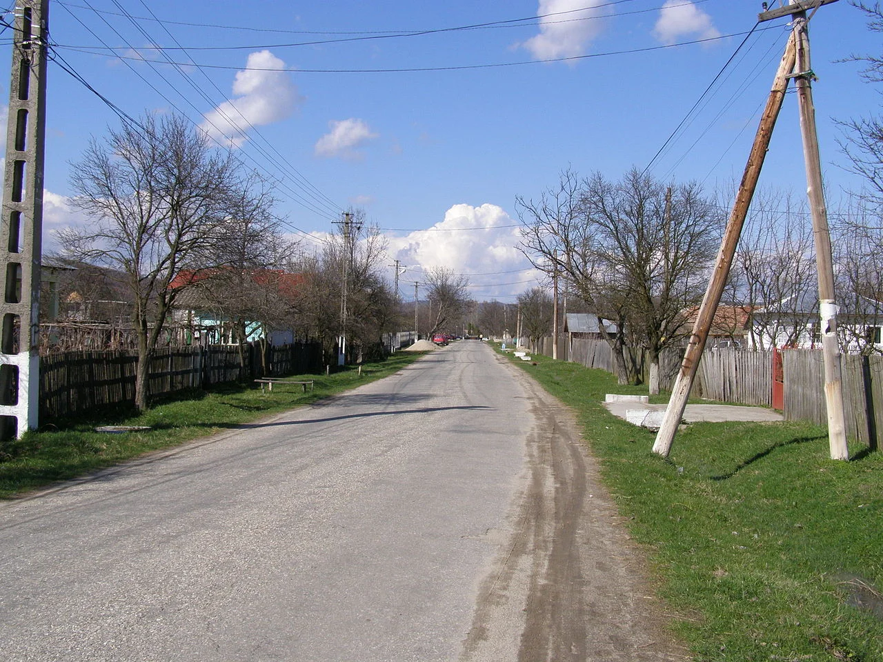 Photo of Roeşti