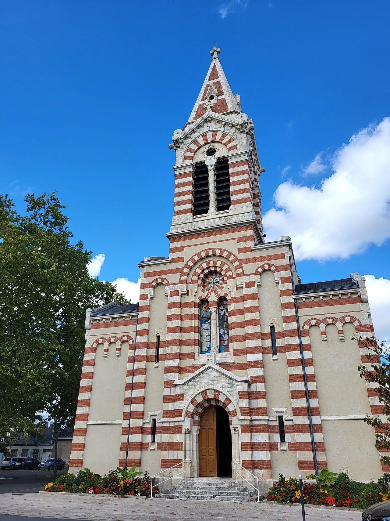 Photo of Saint-Jean-de-la-Ruelle