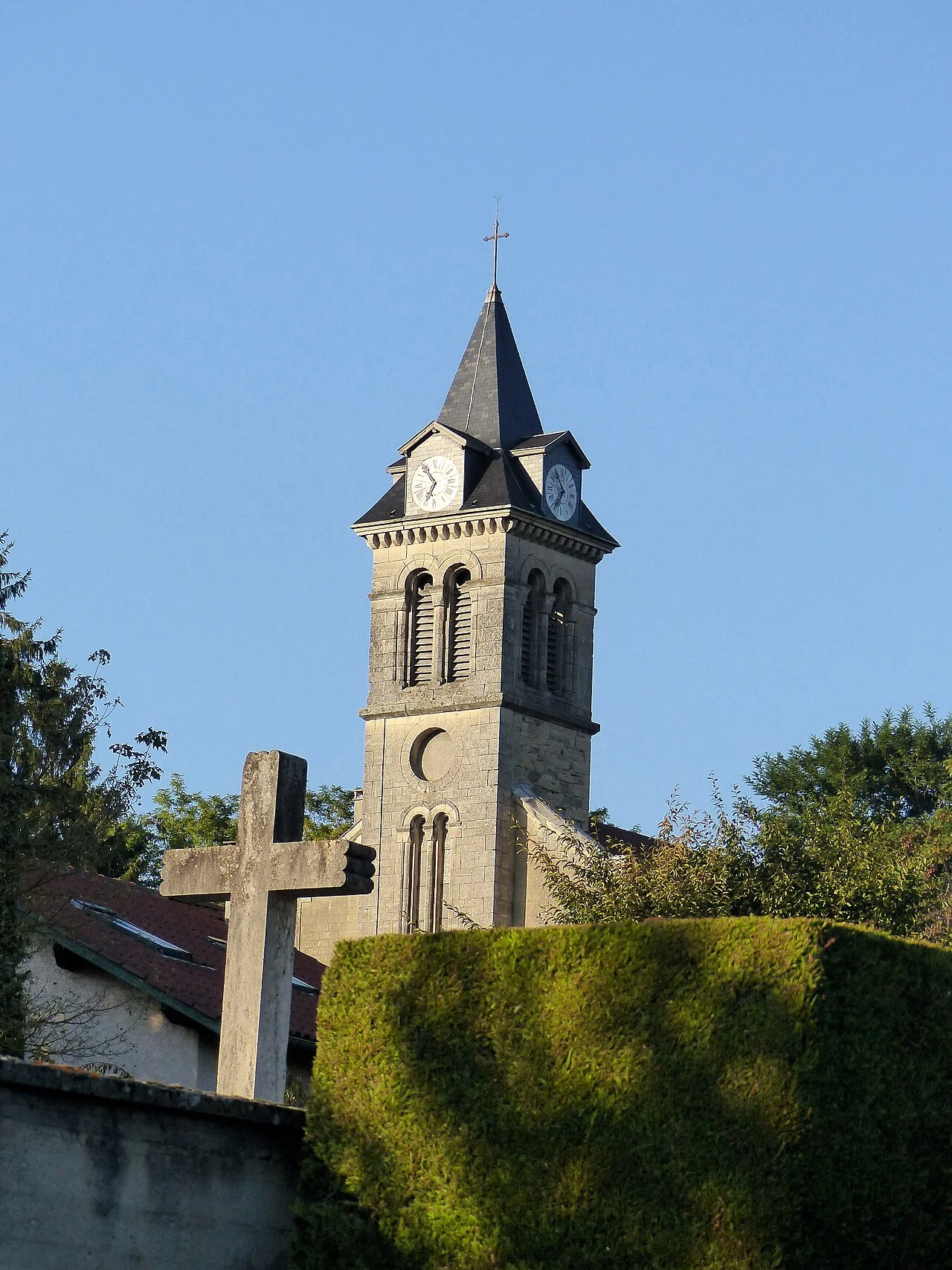 Photo of Saint-Just-Chaleyssin