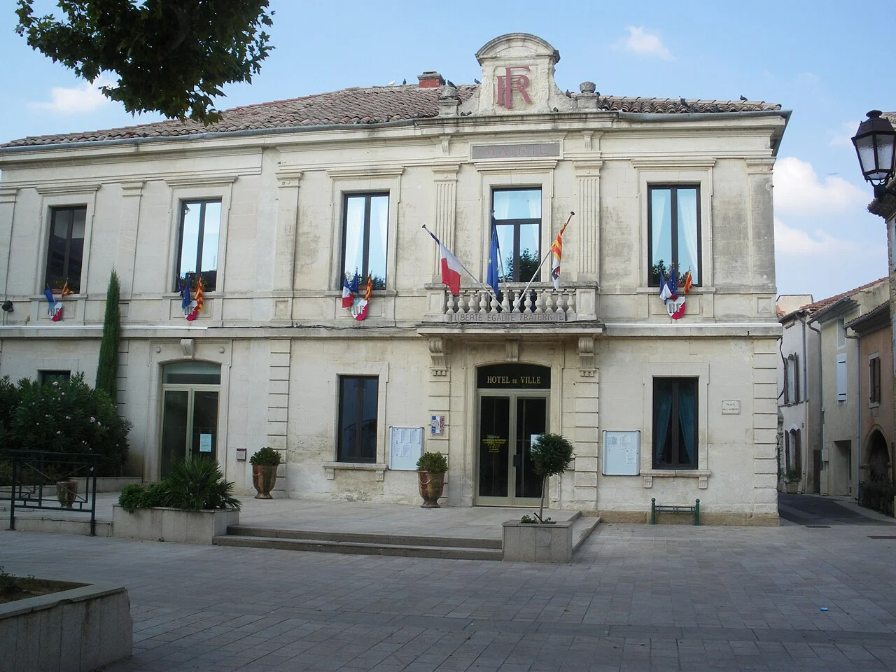 Photo of Sainte-Cécile-les-Vignes