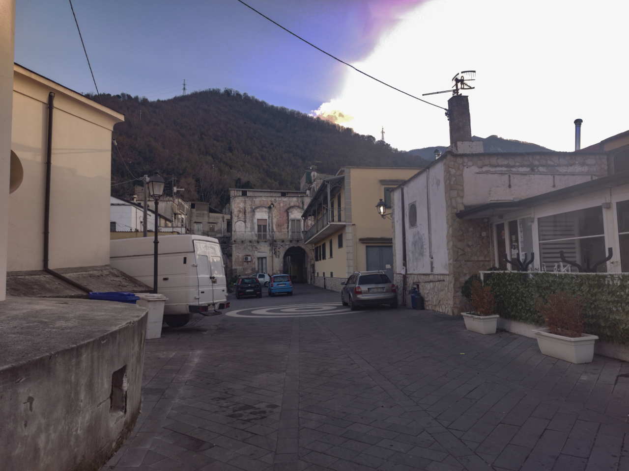 Vista dei resti del Palazzo di Capo Casale a Sant'Egidio del Monte Albino