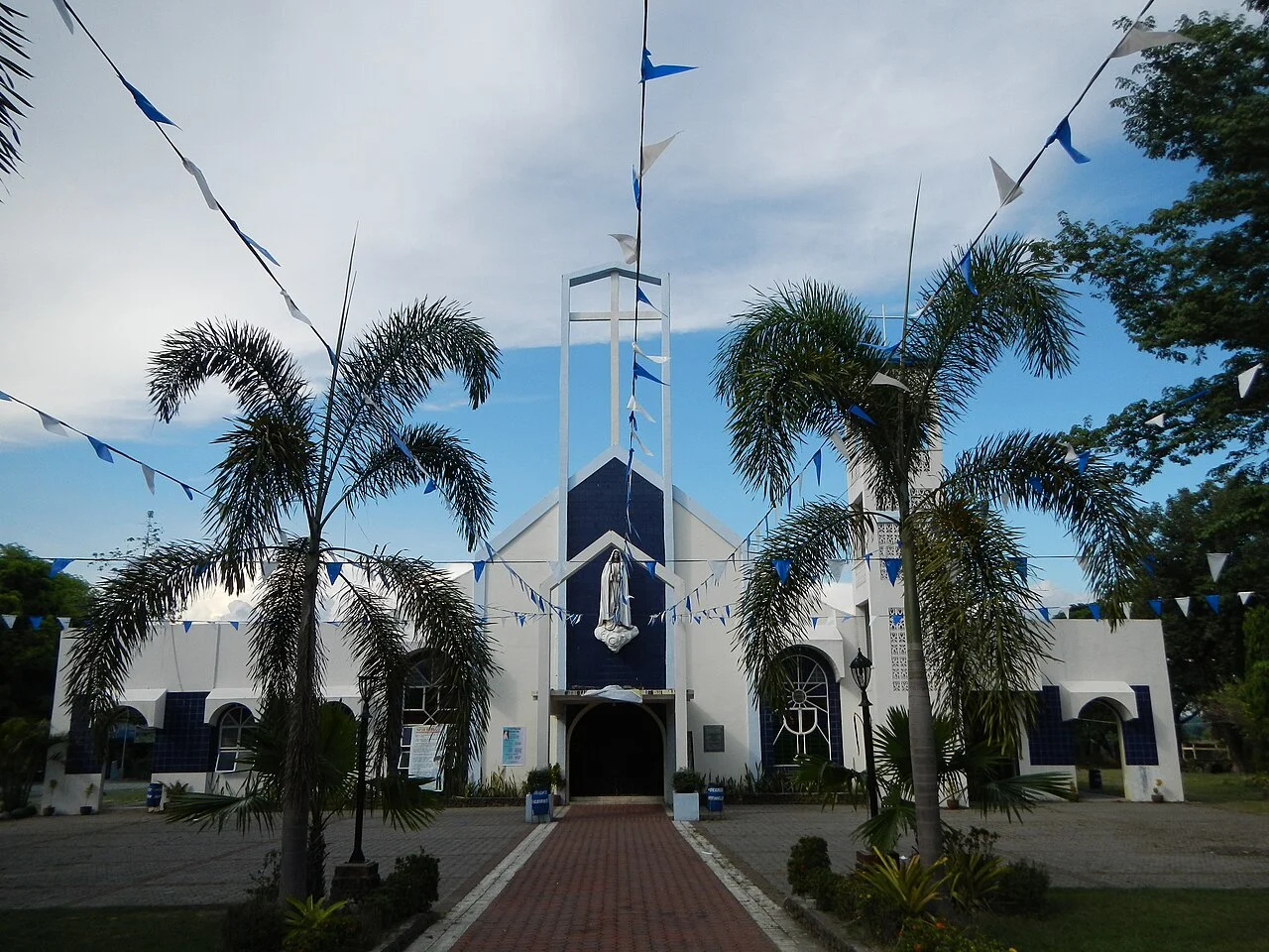 Photo of Santa Ines West