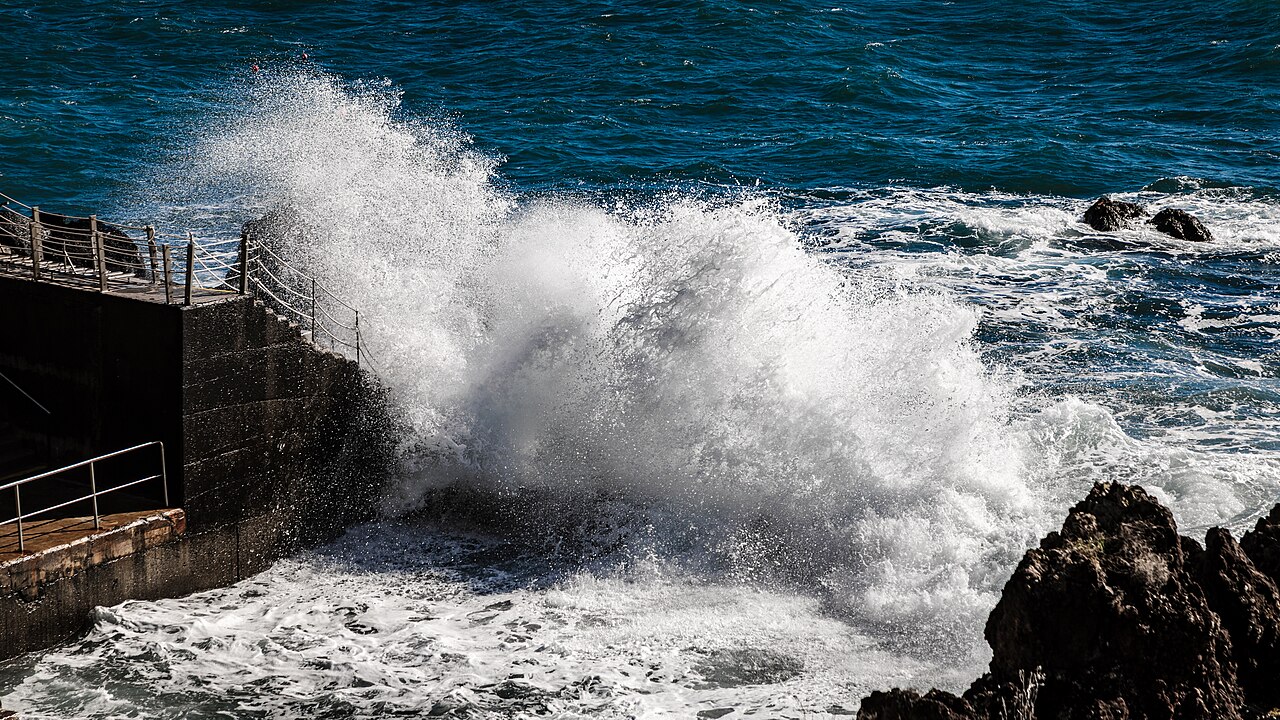 Seawater pool at the Complexo Balnear da Ponta Gorda outdoor pool (when the waves are strong), São Martinho, Funchal, Madeira, PortugalBetween November 11 and 13, 2025, storm Claudia swept across the region. During these days and the days that followed, the storm caused heavy seas.