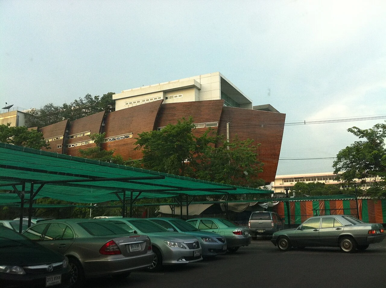 Photo of Saphan Sung