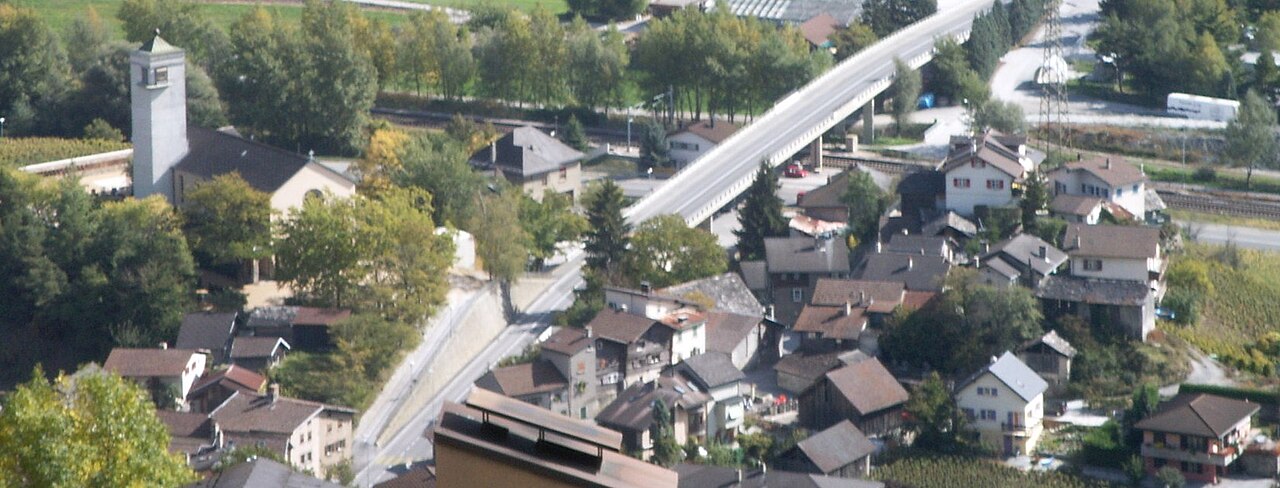 vue du vieux village de Noës/Sierre, Valais/Suisse