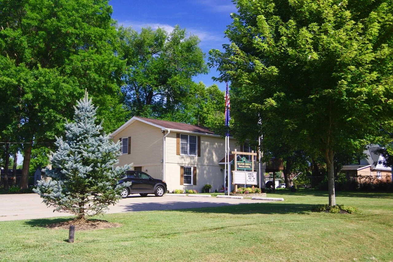 Photo of Silver Grove