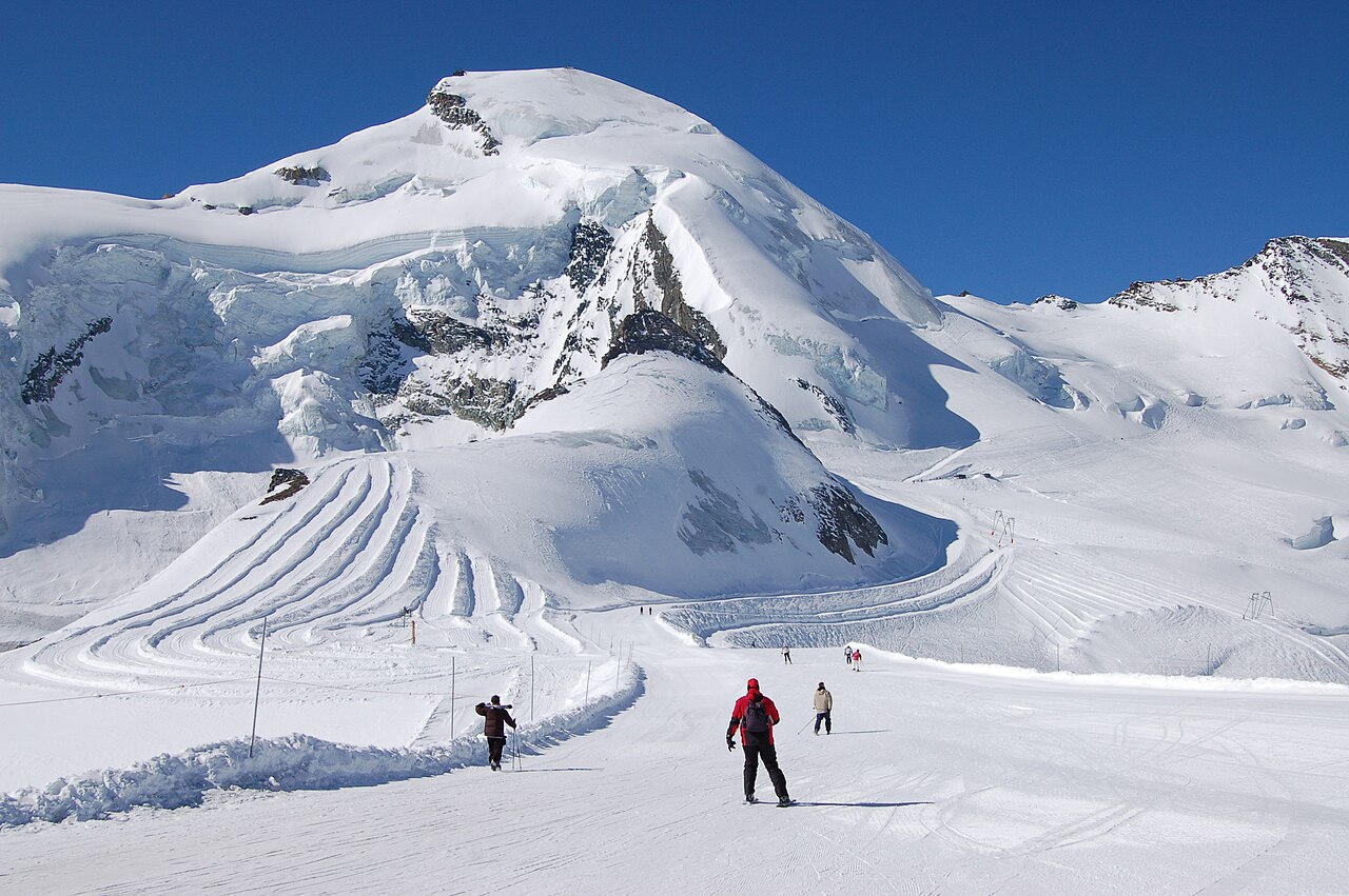 Allalinhorn Saasfee Zermatt Schweiz