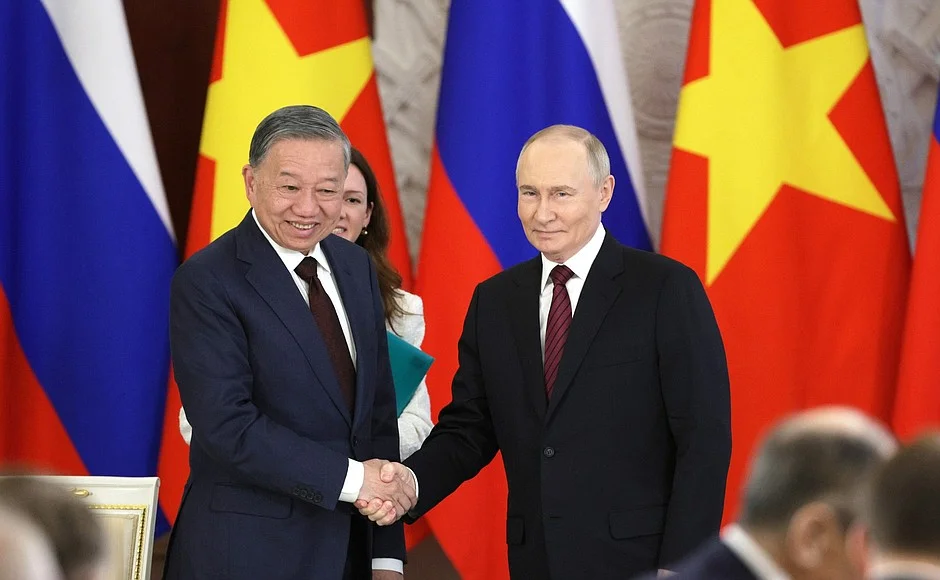 Photo of Thị Trấn Việt Lâm