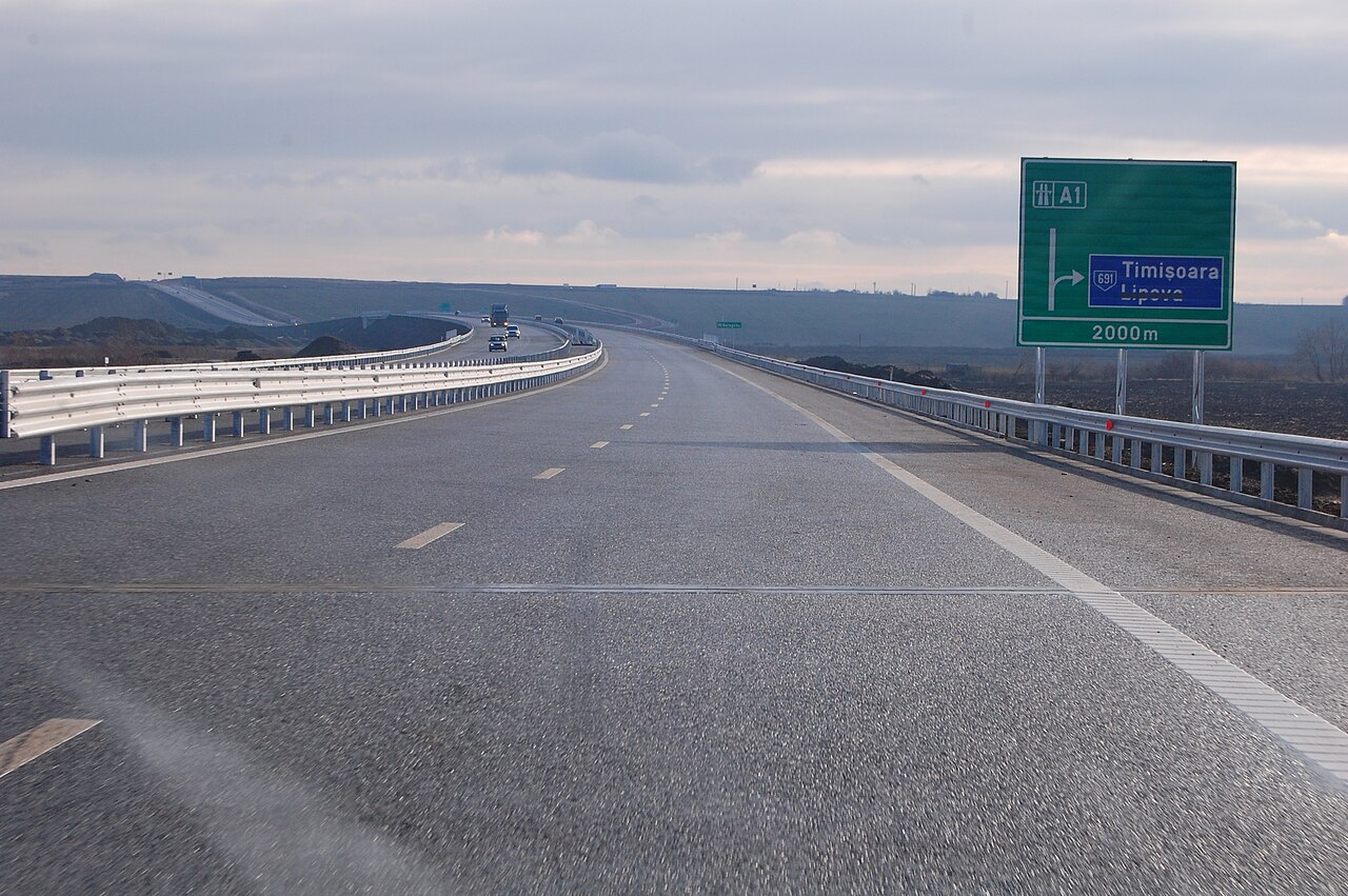 A1 Arad-Timisoara - 2000m before Giarmata interchange