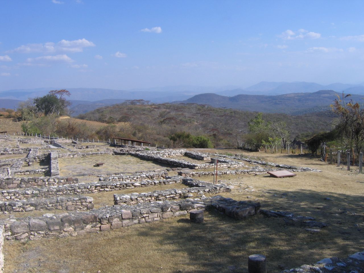 Zona Arqueológica de Xochipala, Eduardo Neri, Guerrero/ Xochipala Arqueologic Zone, Guerrero