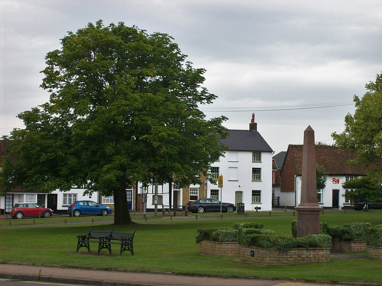 Village green, Toddington