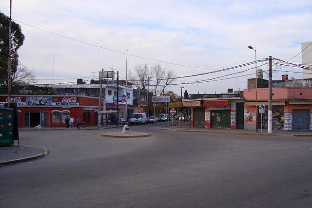 Calle principal - Tortuguitas - Buenos Aires - Argentina