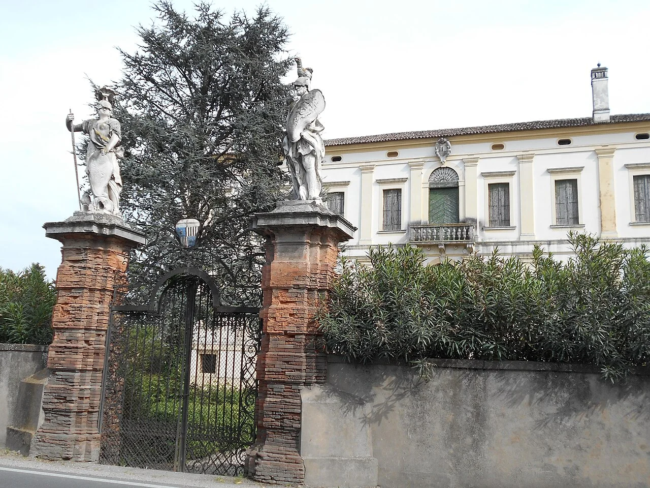 Photo of Villa Estense