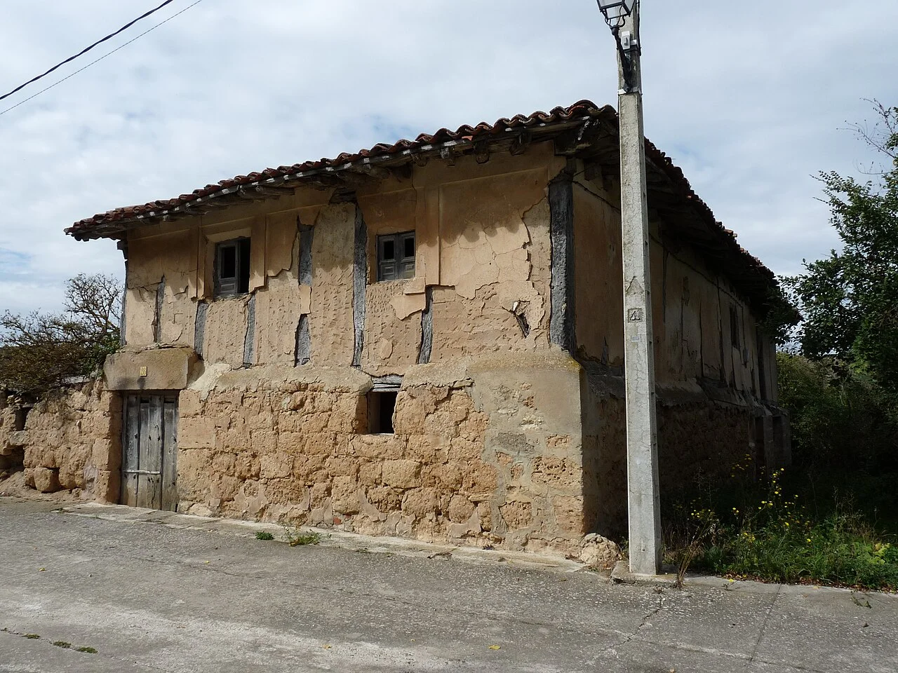 Photo of Villaescusa la Sombría