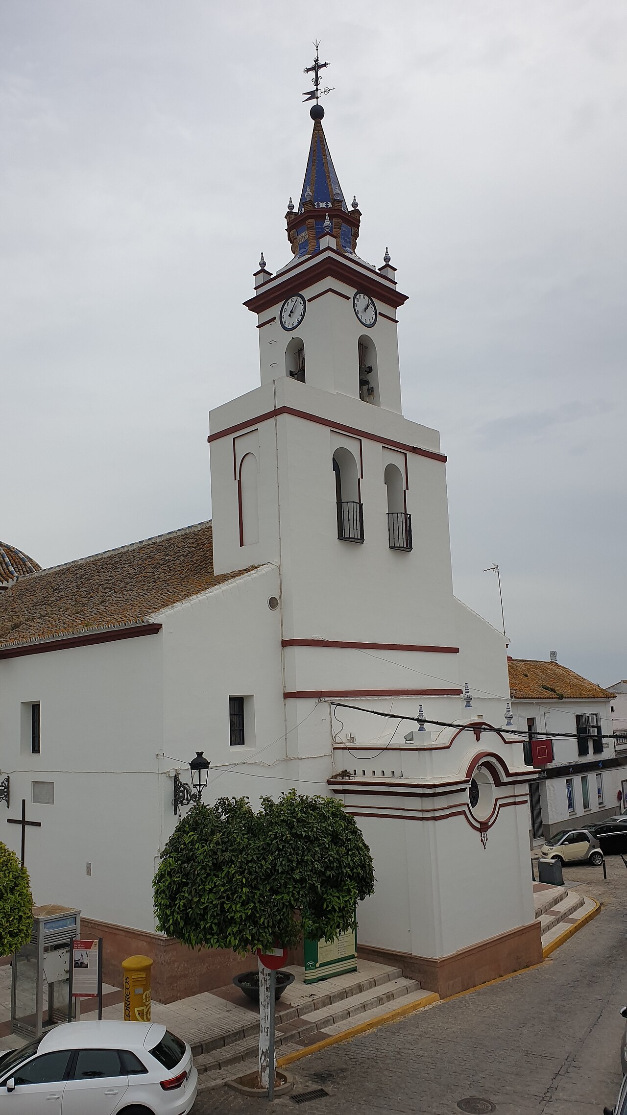 Torre de la Parroquia Santa María de las Nieves, Villanueva del Ariscal‎.