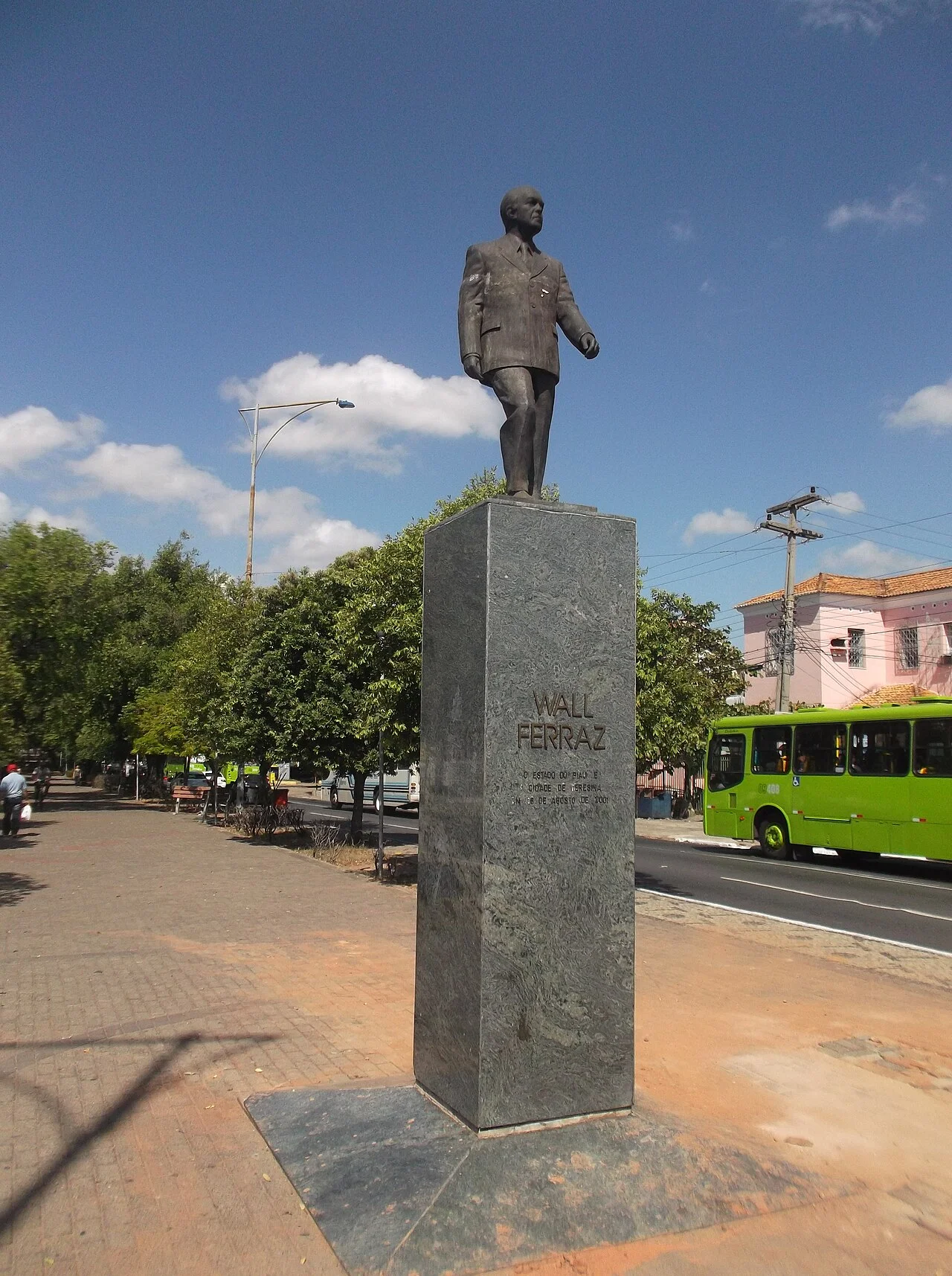 Photo of Wall Ferraz