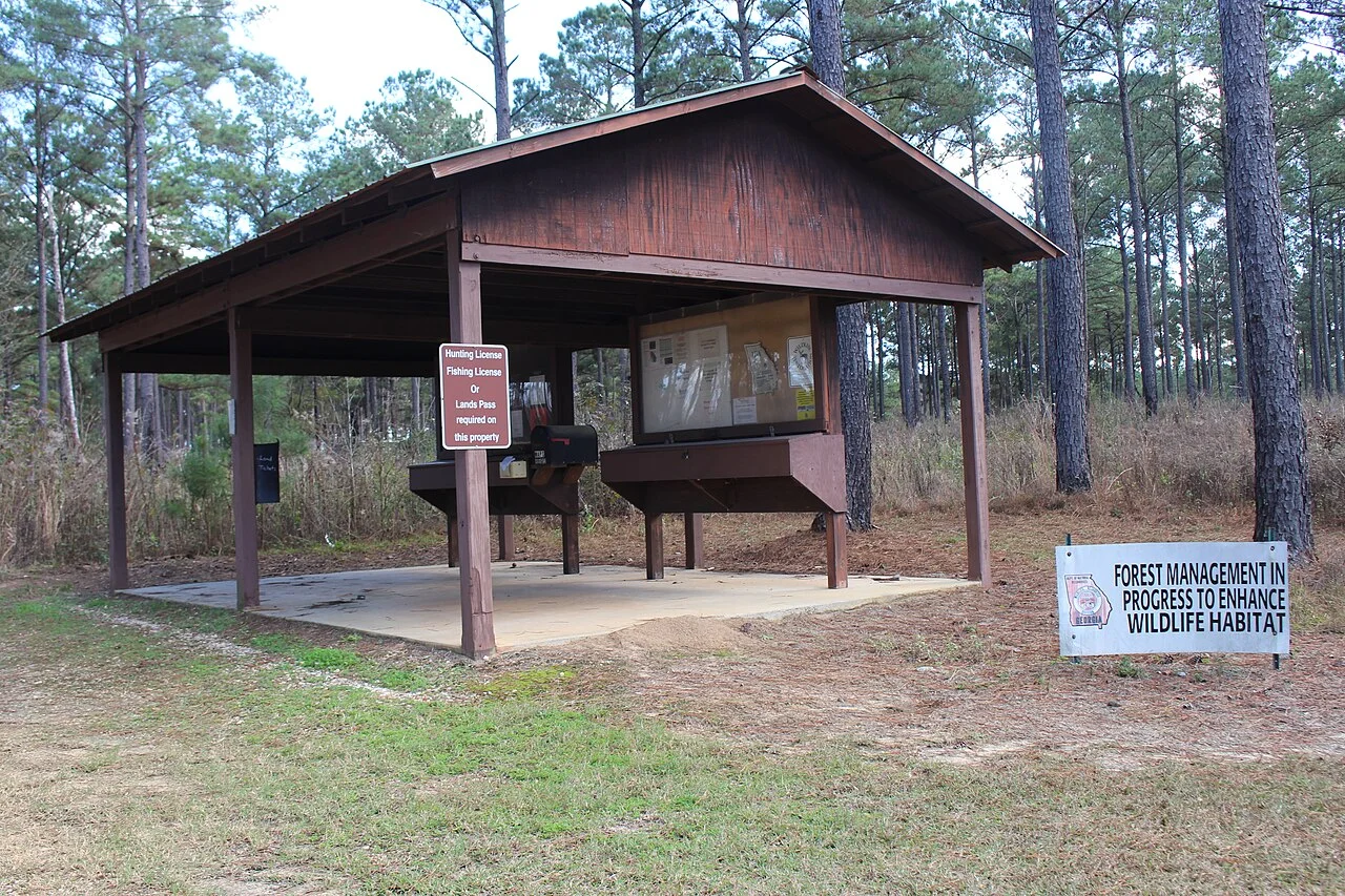 Photo of West End-Cobb Town