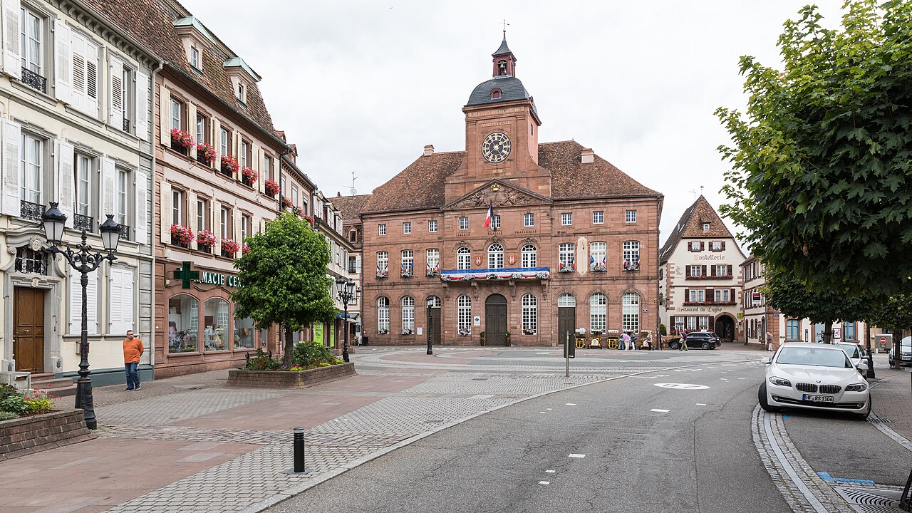 Place of the Republic, Town Hall and Restaurant "du Cygne" in Wissembourg, Alsace,  France