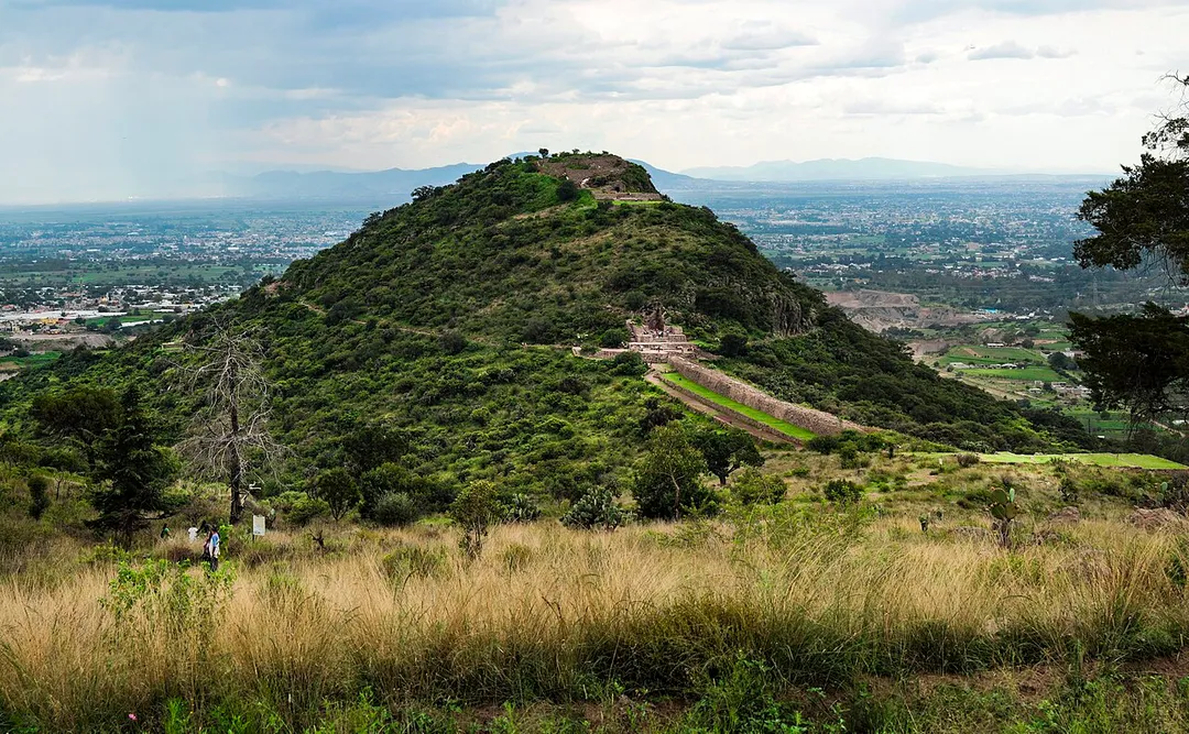 This is a photo of a monument in Mexico, identified by ID