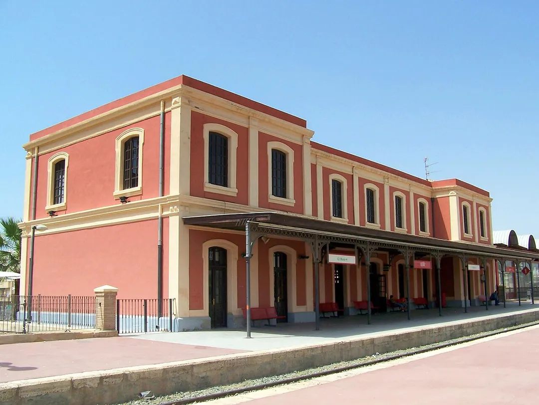 La estación RENFE de FFCC de Águilas (Provincia de Murcia, España) en 2007.