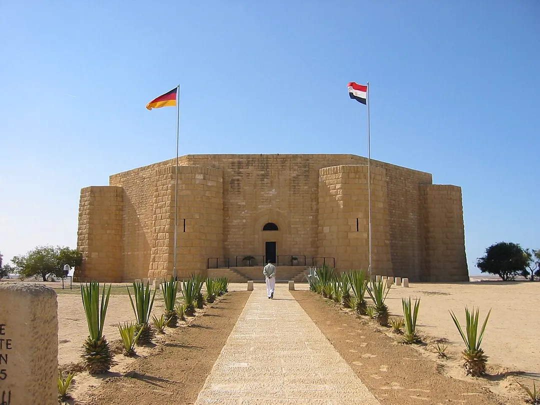 Deutsche Kriegsgräberstätte in El Alamein/Ägypten