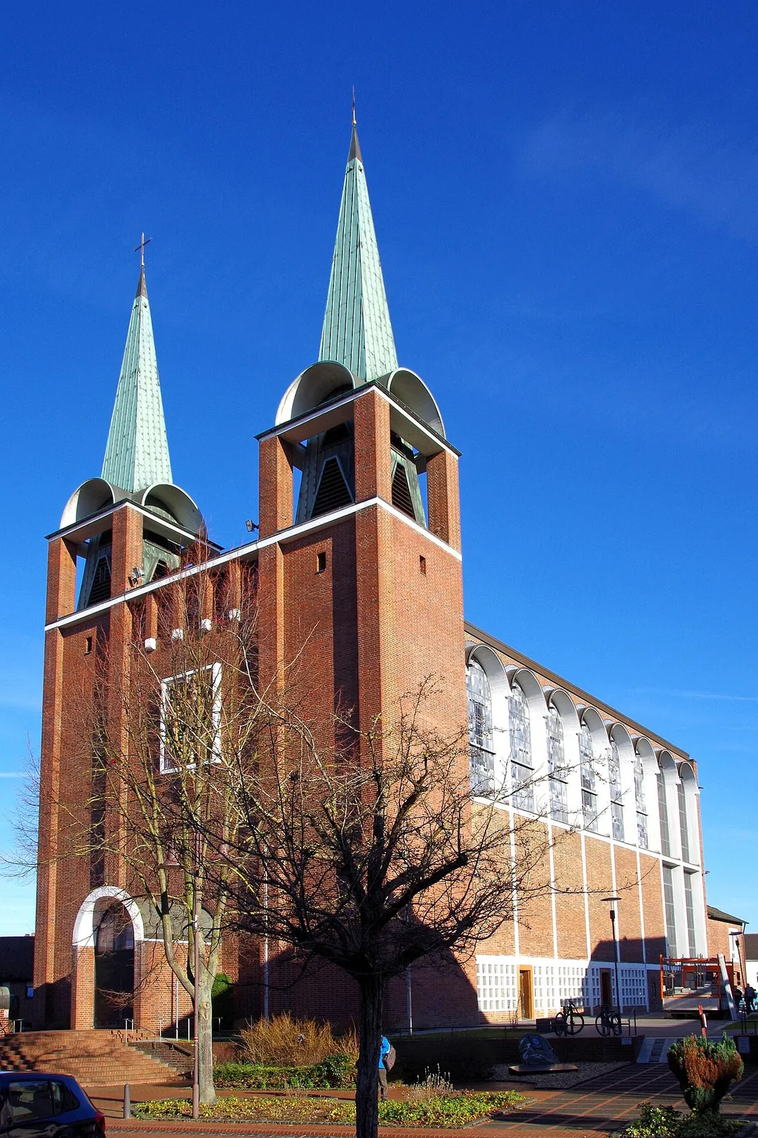 St. Martin (Aldenhoven), Südwestansicht