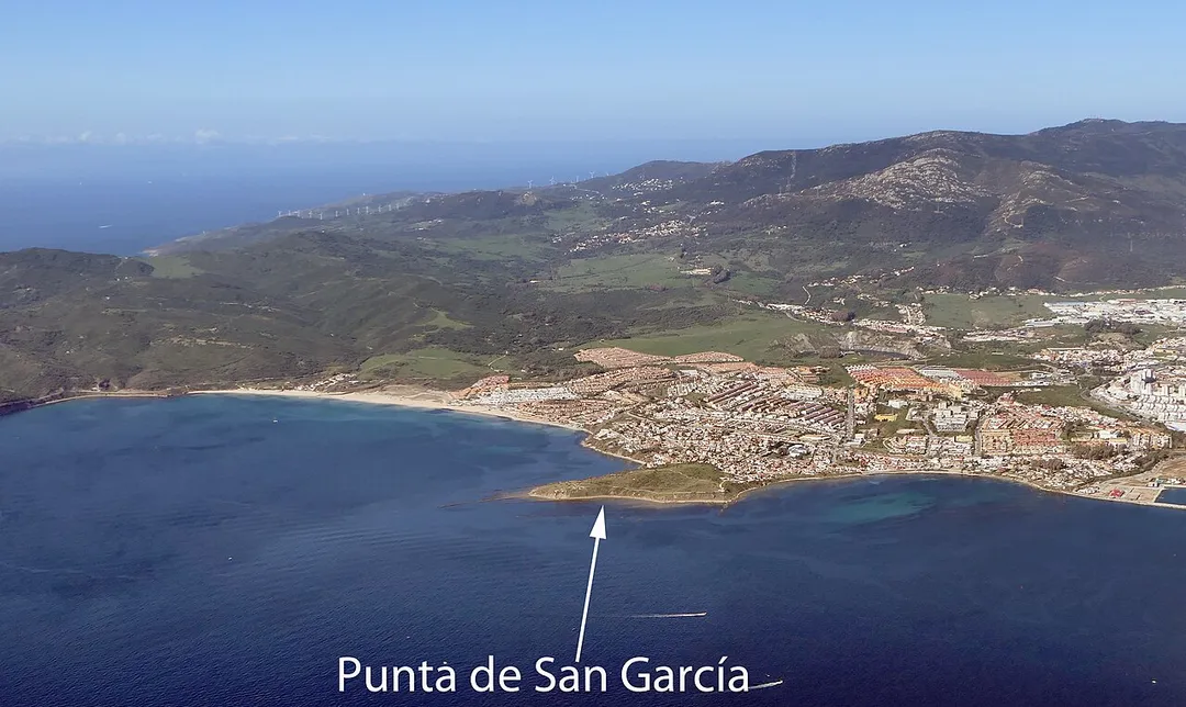 Part of Algeciras, with Punta de San García labelled.