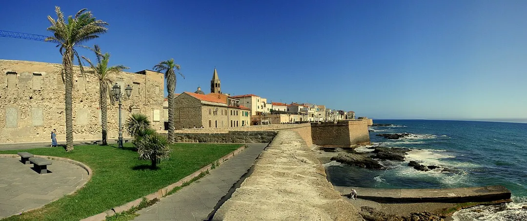 alghero (l' alguer) - old town
sardinia - Sardegna