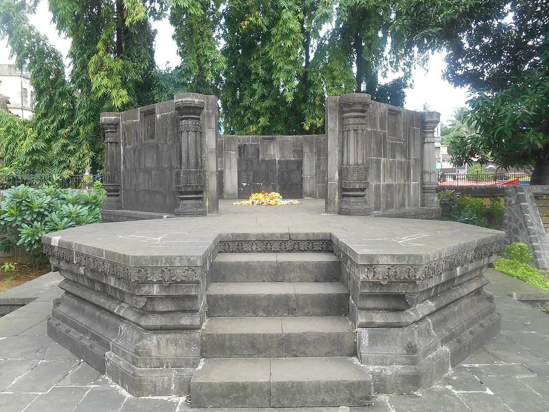 This is Samadhi (Hindu memorial) of Sarkhel Kanhoji Angre of Maratha Navy. Jogekar Naka, Alibaug, Maharashtra, India. Pin code 402201.