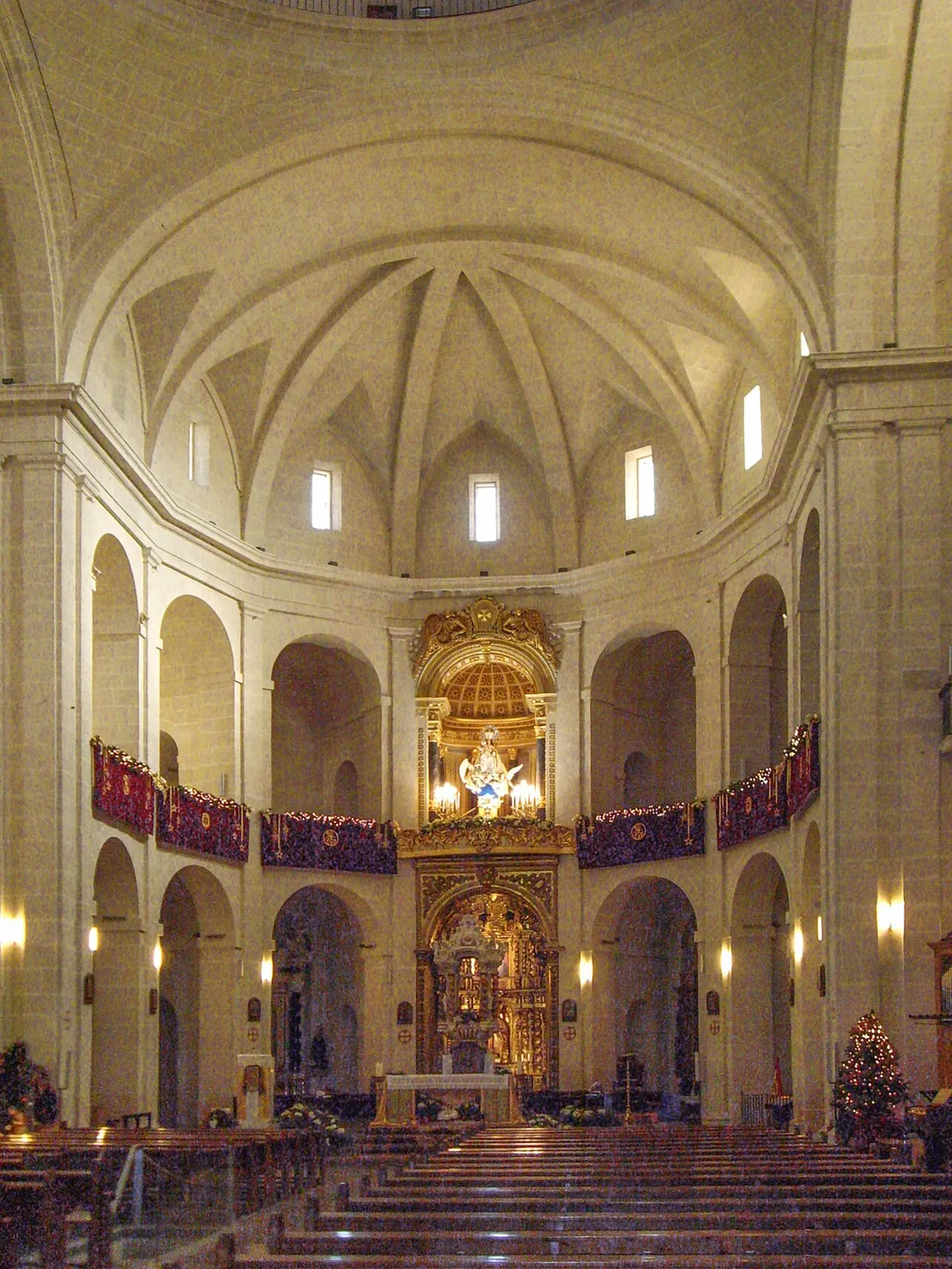 Interior of Saint Nicholas.