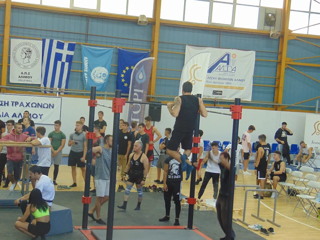 Calisthenics in Alimos, Greece