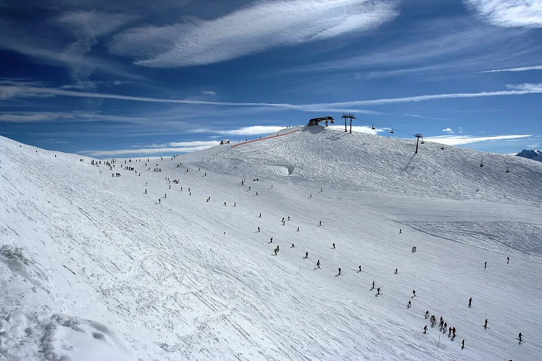 Ski slope in Rastkogel ski resort (Zillertal valley)