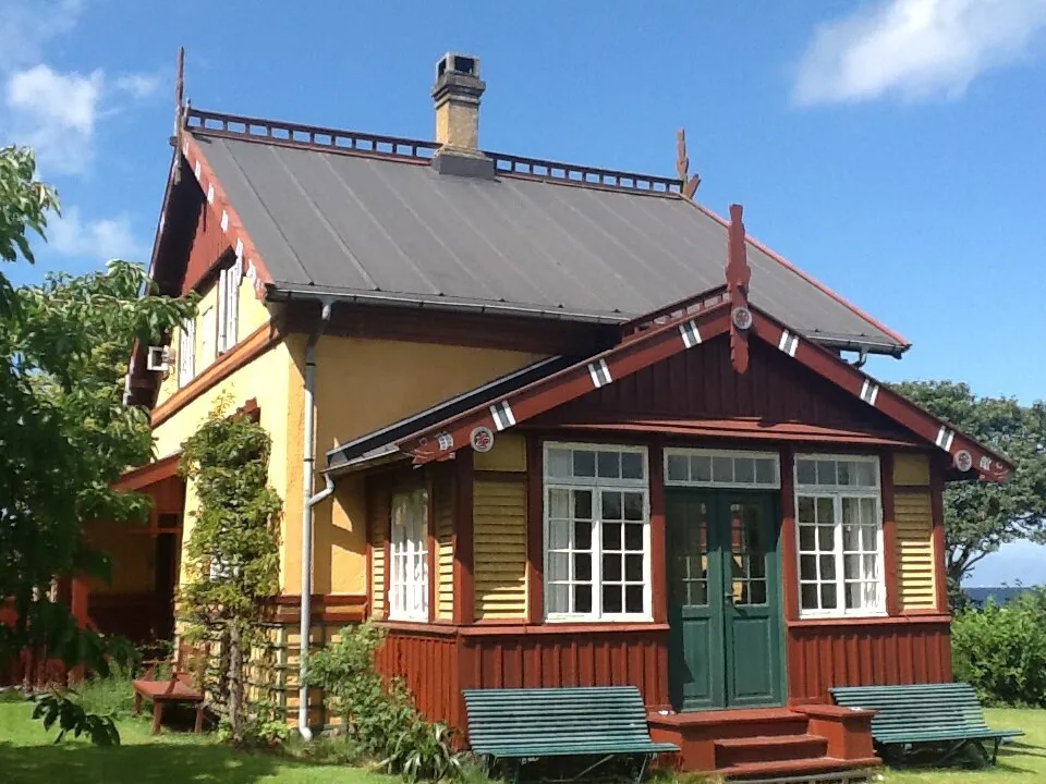 The main building of the Summerplace Rytterhuset by architect Martin Nyrop.
