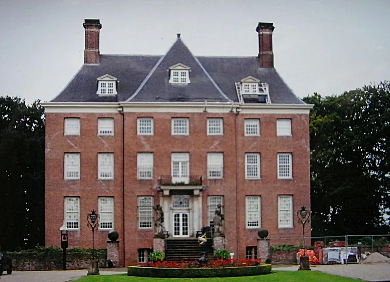 Castle Amerongen front vieuw