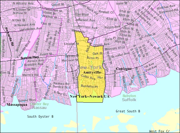 U.S. Census 2000 reference map for Amityville, New York.