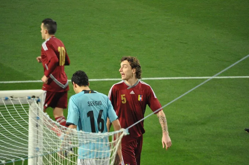 Fernando Amorebieta y Sergio Busquets.