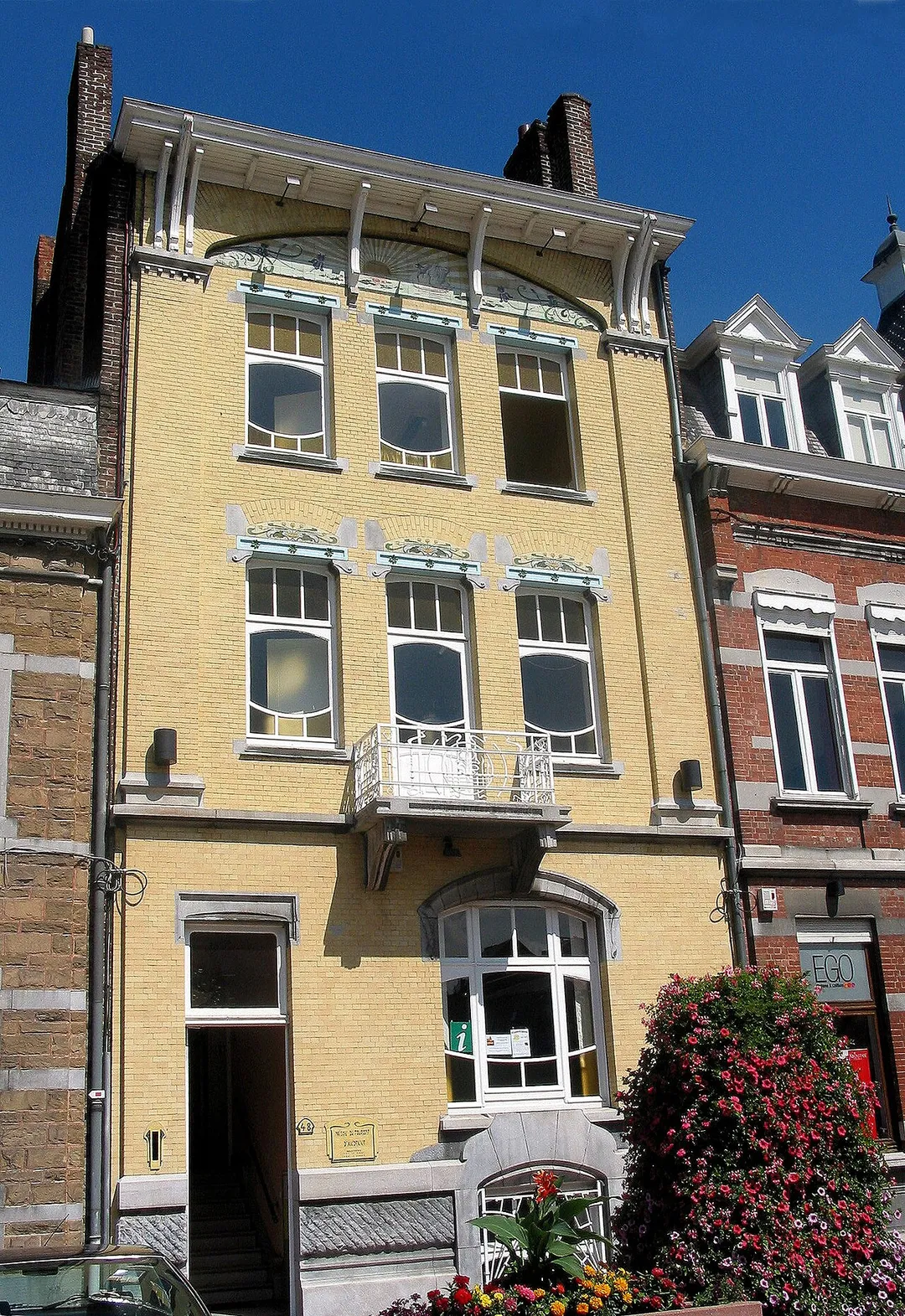 Andenne (Belgium), tourism information house ("Modern Art" style - built in 1907 by the architect Achille Simon).