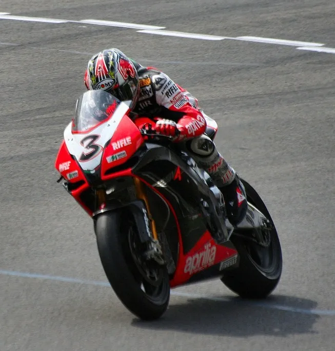 foto Biaggi_RSV4