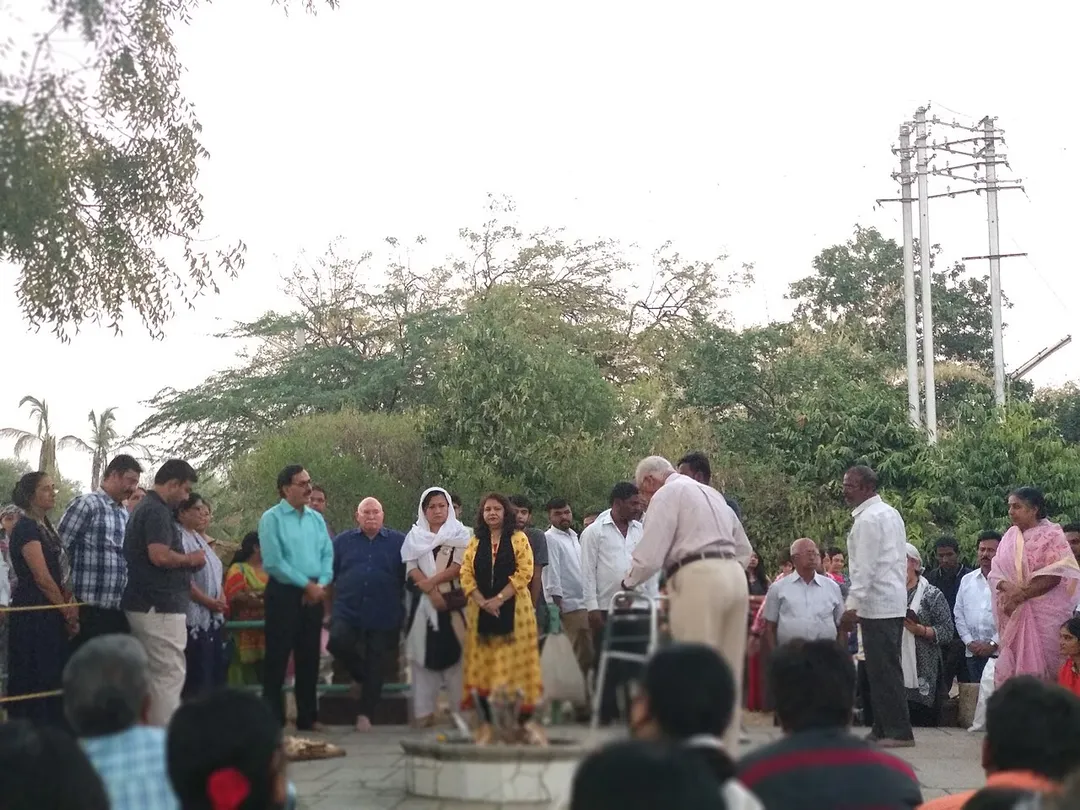 12th of each month, Dhuni at Meherabad