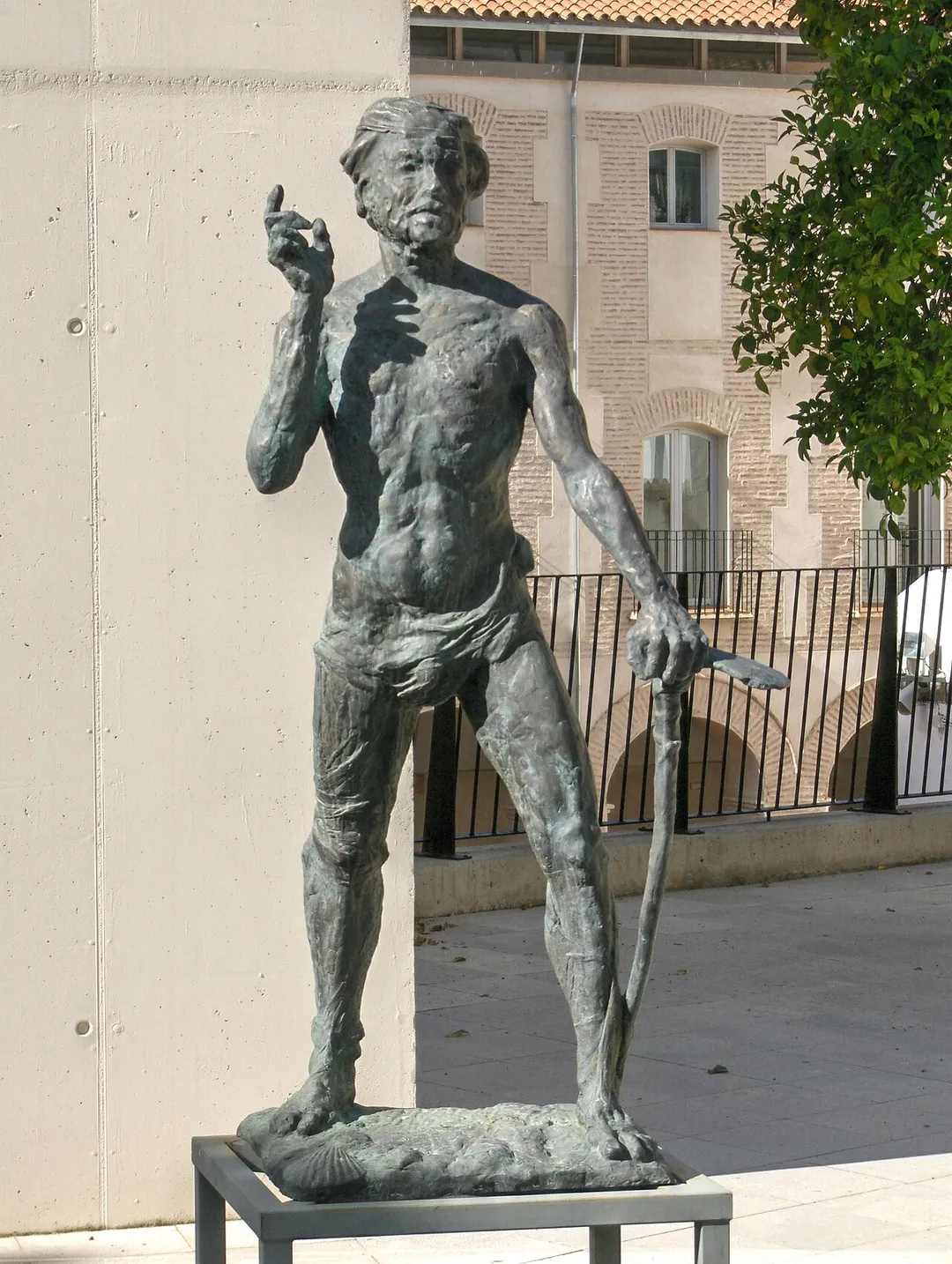 Monumento al jornalero en Archidona, España.