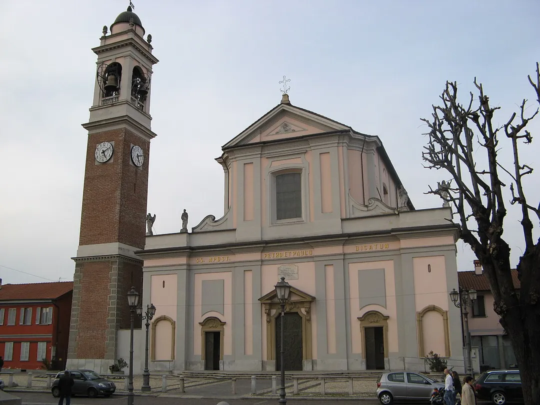 Arluno, Chiesa Parrocchiale dei SS. Apostoli Pietro e Paolo