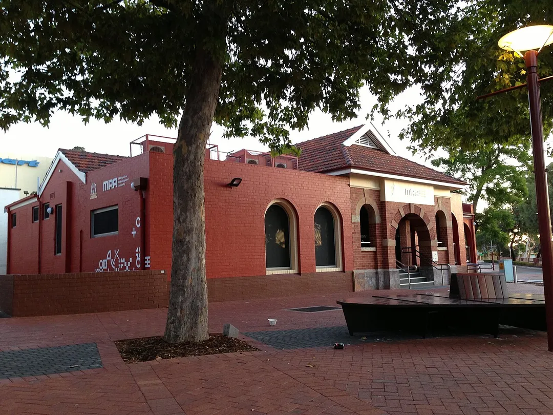 Former Telegraph and Postal offices, Jull Street, Armadale (2015).