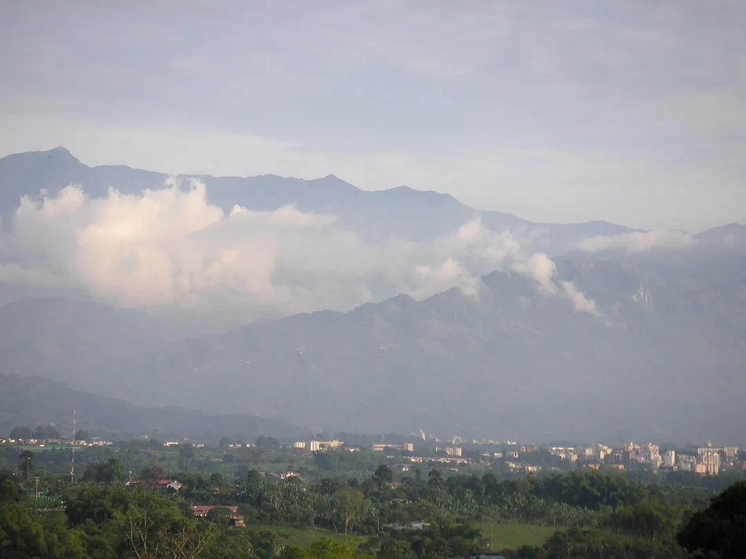 Description: Armenia, Departamento de Quindio, Colombia

Source: Louise Wolff (darina), March 2005