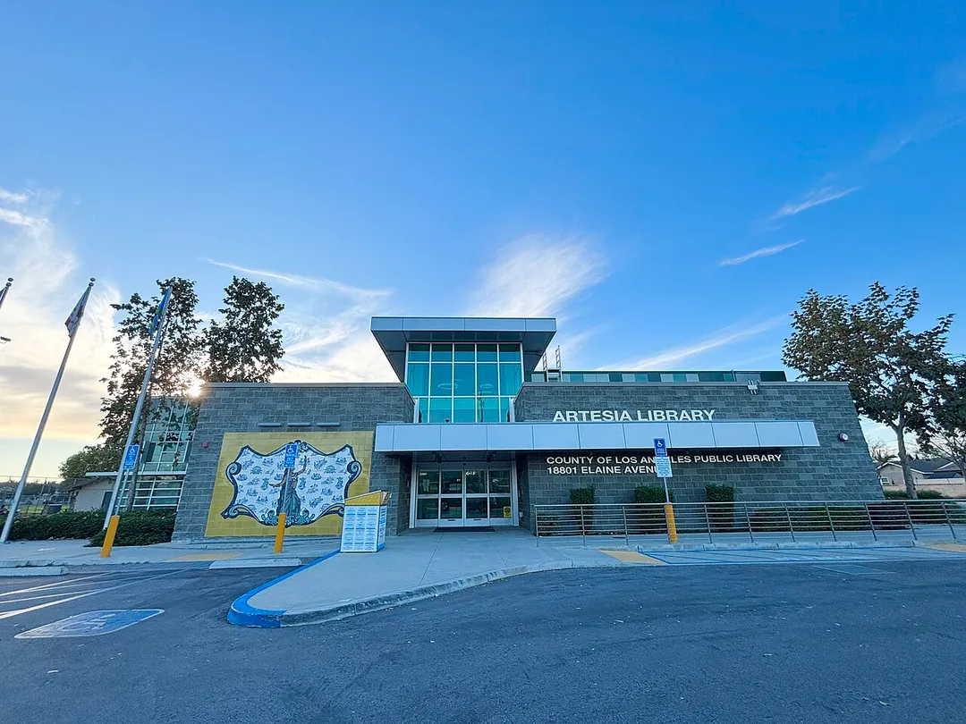 Artesia branch - County of Los Angeles Public Library