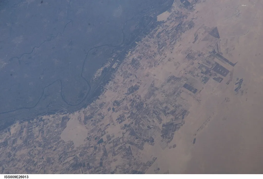 View of Egypt taken during ISS Expedition 9.