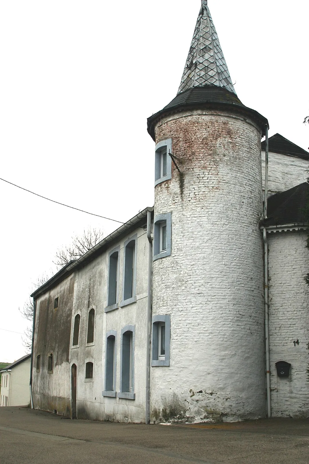 Alt Haus zu Assenois. Assenois + Assenois