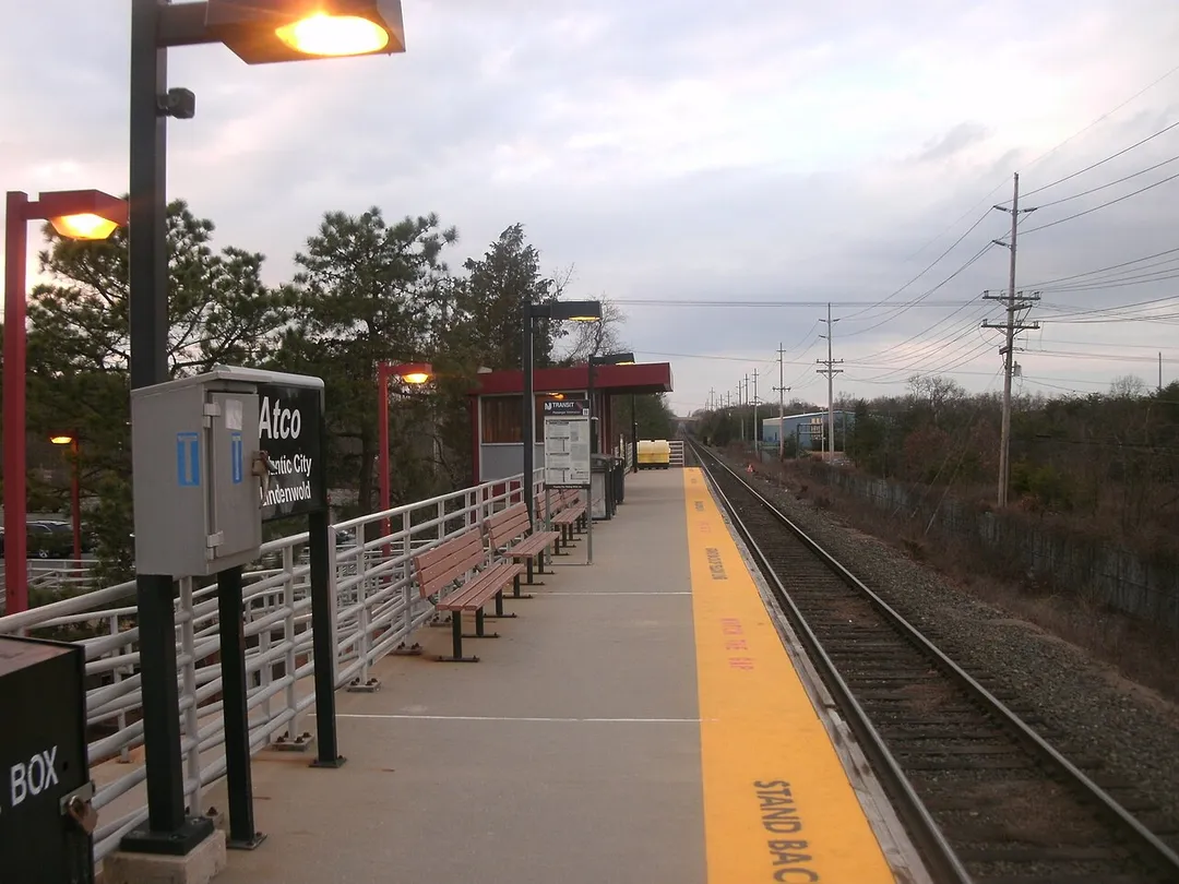 The Atco NJ Transit station as viewed from the eastern end of the platform facing towards Lindenwold.