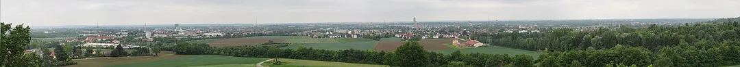 Panorma von Augsburg. Von dem Bismarckturm in Stadtbergen aus.