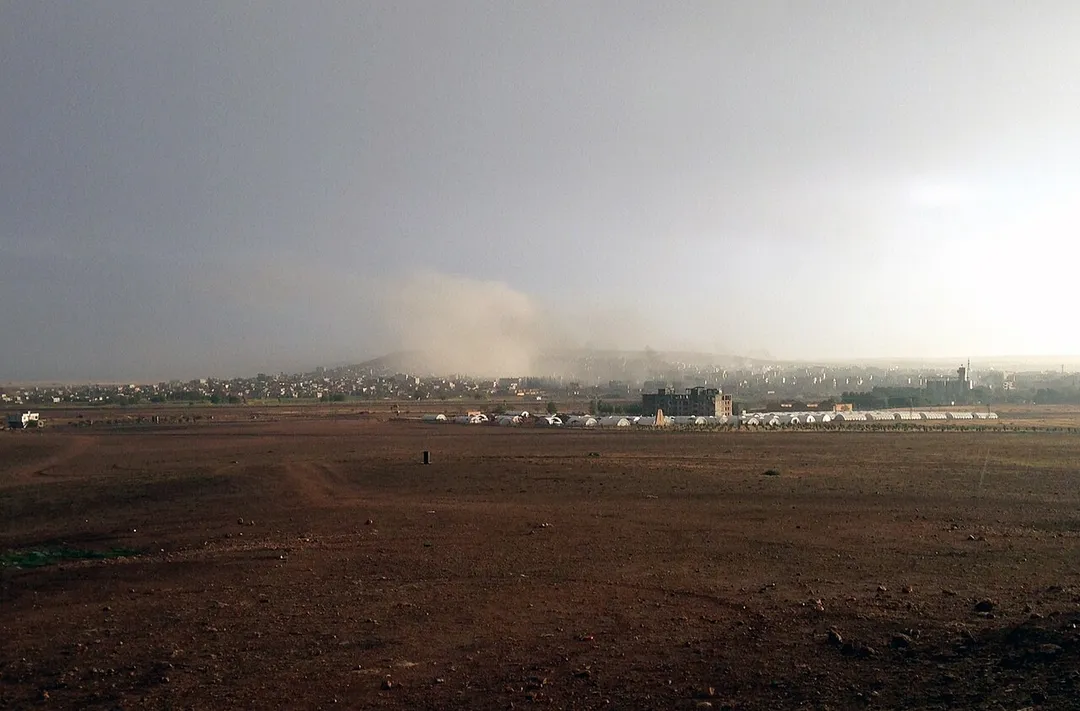 A view point of the city Kobanê, in Syrian Kurdistan, during the bombardment of ISIL targets by US-led forces, The photo has been taken from Turkish-Syrian border (Suruç). Photo: M. Akhavan / Persian Dutch Network