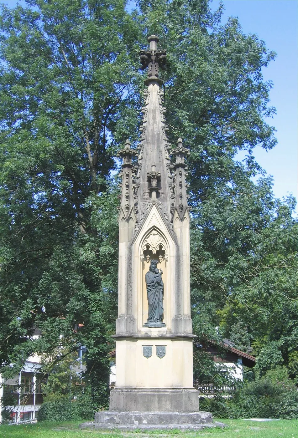 Theresienmonument, Bad Aibling, Denkmal zum Gedächtnis an den schmerzvollen Abschied der Königsmutter Therese von Bayern von ihrem Sohn Otto von Wittelsbach